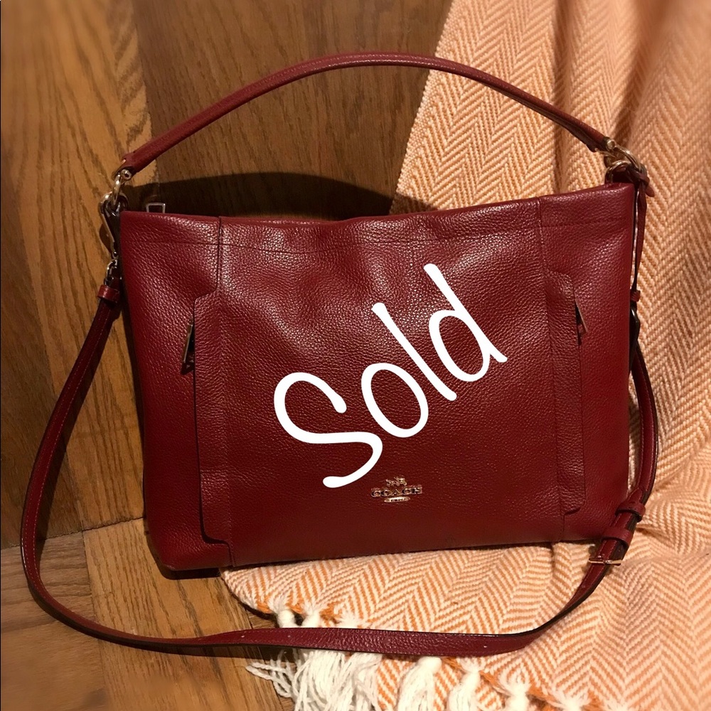 Coach Isabelle EW Pebble shoulder bag purse tote